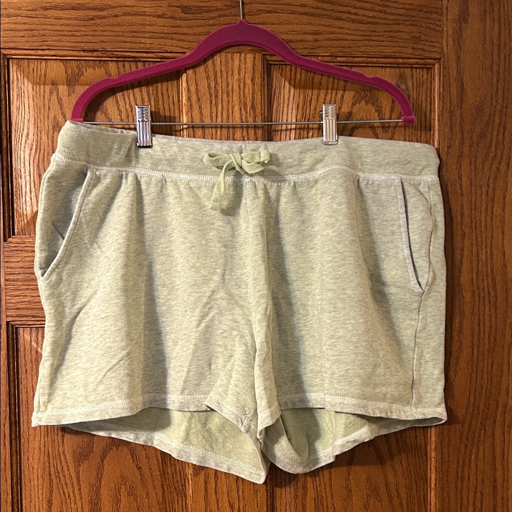 Old Navy Light Green Women's Athletic Shorts